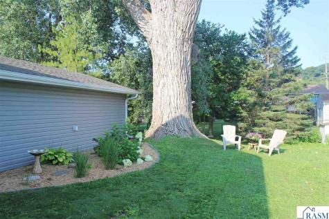 1041 Quincy Street North Mankato MN 56003
