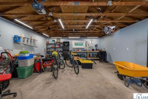 1041 Quincy Street North Mankato MN 56003