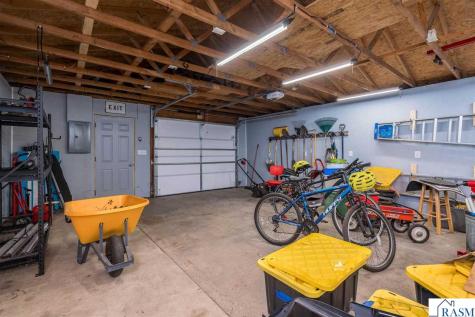 1041 Quincy Street North Mankato MN 56003
