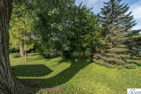 1041 Quincy Street North Mankato MN 56003