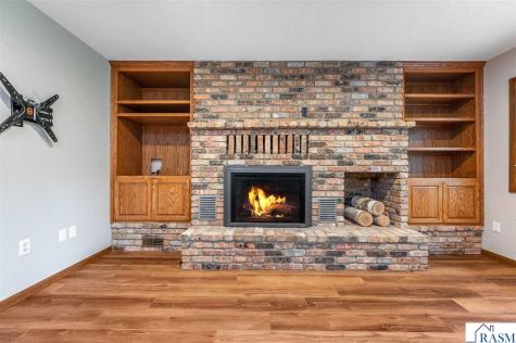 1003 Shady Oak Drive North Mankato MN 56003