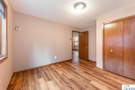 1003 Shady Oak Drive North Mankato MN 56003