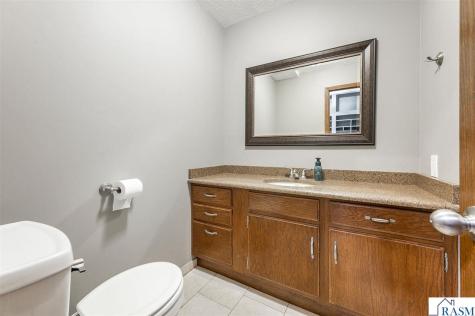 1003 Shady Oak Drive North Mankato MN 56003