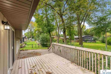 1003 Shady Oak Drive North Mankato MN 56003