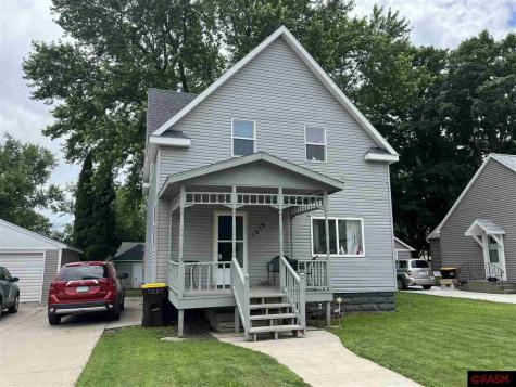 1014 N 8th Avenue St. James MN 56081