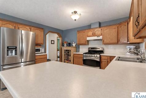 18340 1st Avenue New Ulm MN 56073
