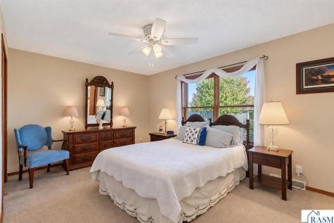 18340 1st Avenue New Ulm MN 56073