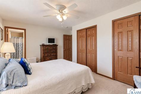 18340 1st Avenue New Ulm MN 56073