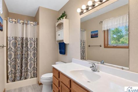 18340 1st Avenue New Ulm MN 56073