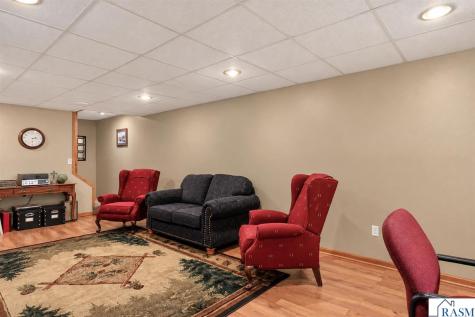 18340 1st Avenue New Ulm MN 56073