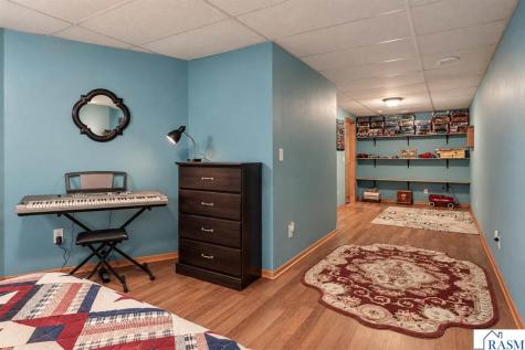18340 1st Avenue New Ulm MN 56073
