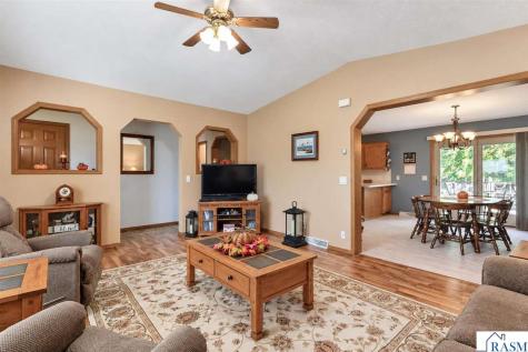 18340 1st Avenue New Ulm MN 56073
