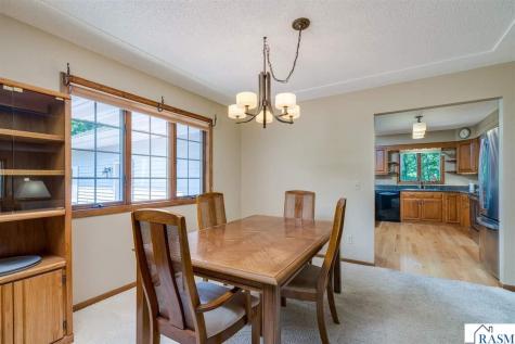 80 Canterbury Court Mankato MN 56001