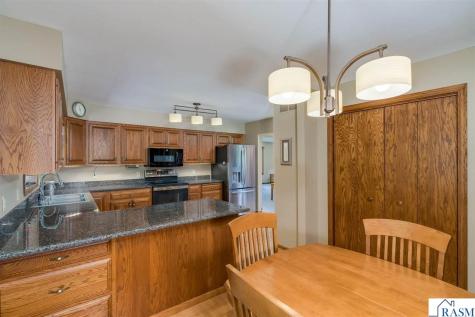 80 Canterbury Court Mankato MN 56001