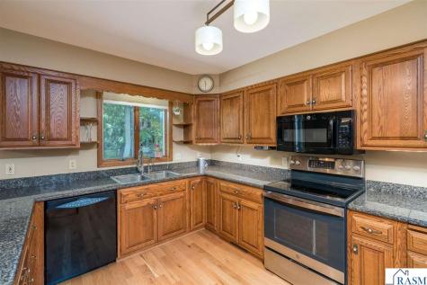 80 Canterbury Court Mankato MN 56001