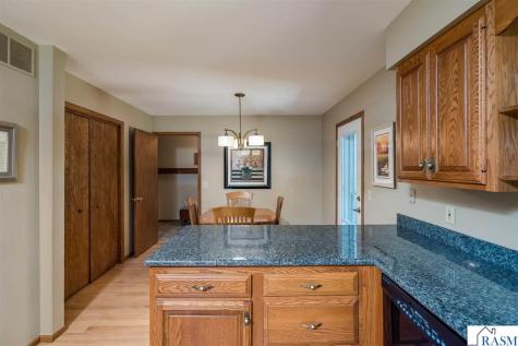 80 Canterbury Court Mankato MN 56001