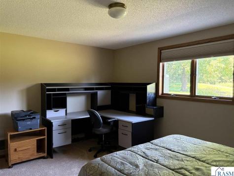80 Canterbury Court Mankato MN 56001