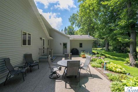 80 Canterbury Court Mankato MN 56001