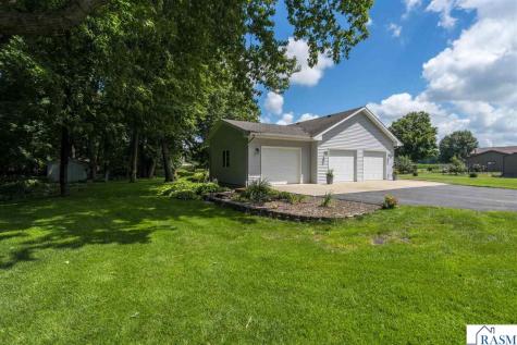 80 Canterbury Court Mankato MN 56001