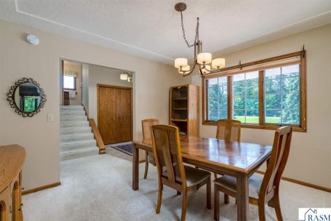 80 Canterbury Court Mankato MN 56001
