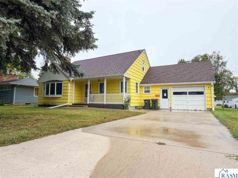 303 S Main Street Winthrop MN 55396
