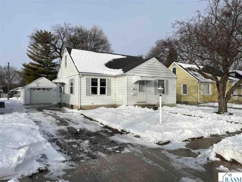 116 Winkler Street Mankato MN 56001