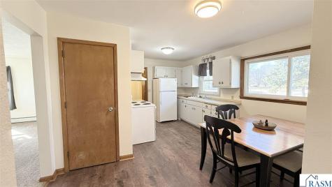 400 E North Street Waldorf MN 56091