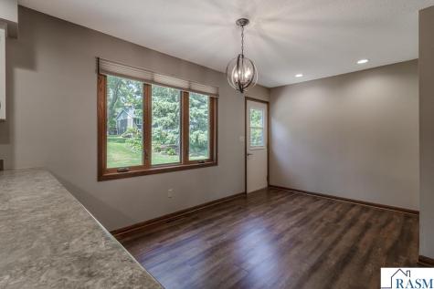 519 SW 4th Street Madelia MN 56062