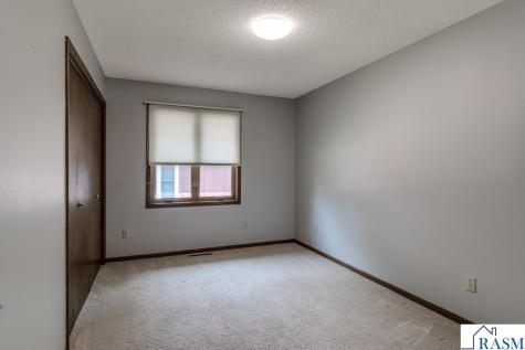 519 SW 4th Street Madelia MN 56062