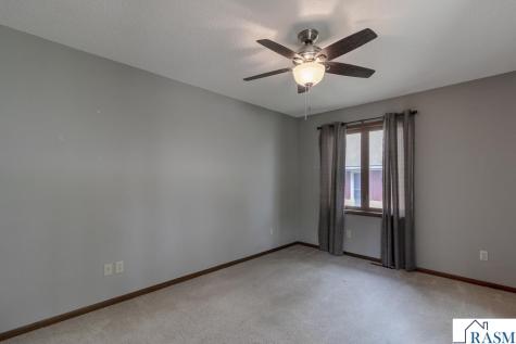519 SW 4th Street Madelia MN 56062