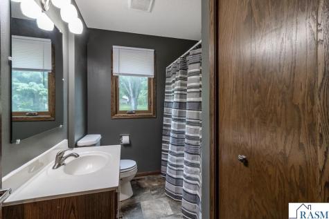 519 SW 4th Street Madelia MN 56062