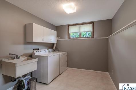 519 SW 4th Street Madelia MN 56062