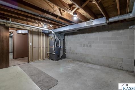 519 SW 4th Street Madelia MN 56062