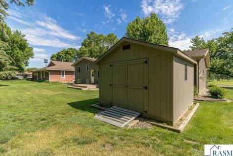 519 SW 4th Street Madelia MN 56062