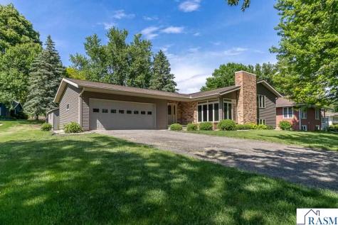 519 SW 4th Street Madelia MN 56062