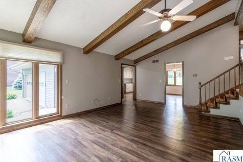 519 SW 4th Street Madelia MN 56062