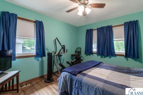 227 Westwood Drive Mankato MN 56001