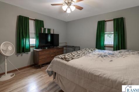 227 Westwood Drive Mankato MN 56001