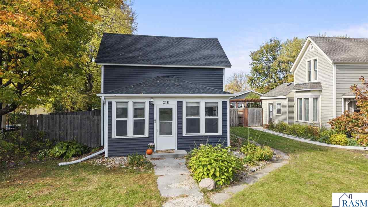 216 N 3rd Street St. Peter MN 56082