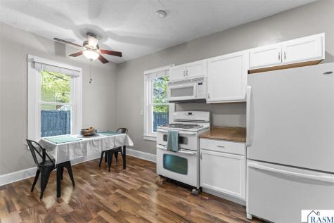 216 N 3rd Street St. Peter MN 56082