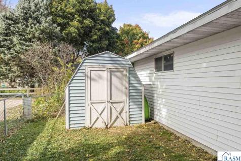 216 N 3rd Street St. Peter MN 56082