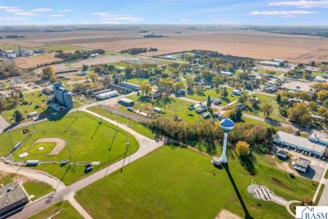 326 SE 3rd Street Winnebago MN 56098