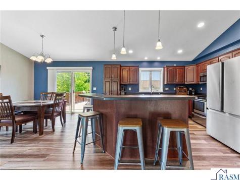 895 NE Lee Street Owatonna MN 55060-6242