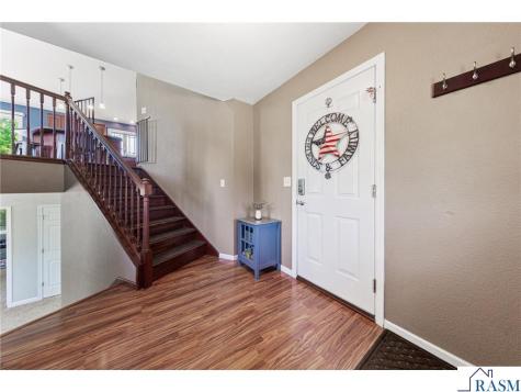 895 NE Lee Street Owatonna MN 55060-6242