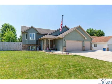 895 NE Lee Street Owatonna MN 55060-6242