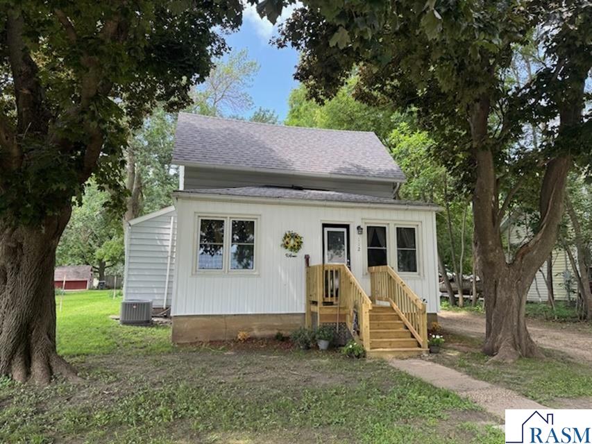 112 S 2nd Street Kiester MN 56051