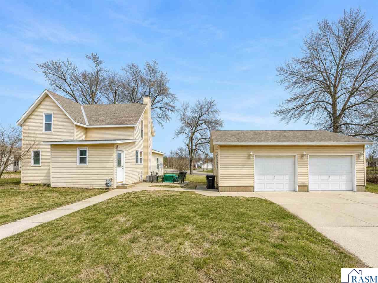 672 S Anna Avenue Lake Crystal MN 56055