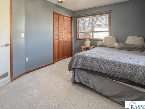 672 S Anna Avenue Lake Crystal MN 56055