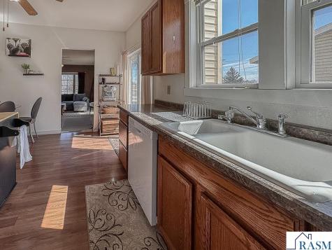 672 S Anna Avenue Lake Crystal MN 56055