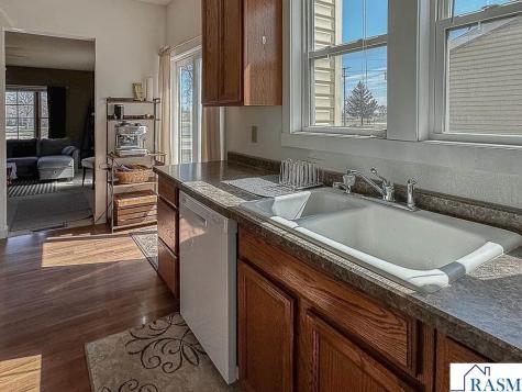 672 S Anna Avenue Lake Crystal MN 56055